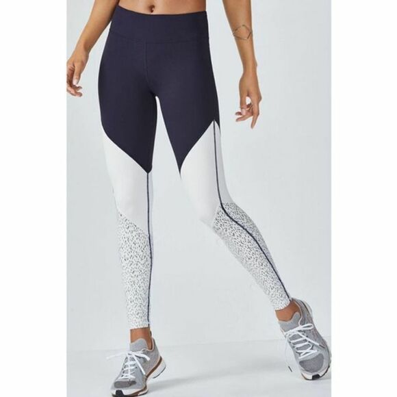 Fabletics Salar Statement PowerHold Legging sz Sm - Picture 1 of 12
